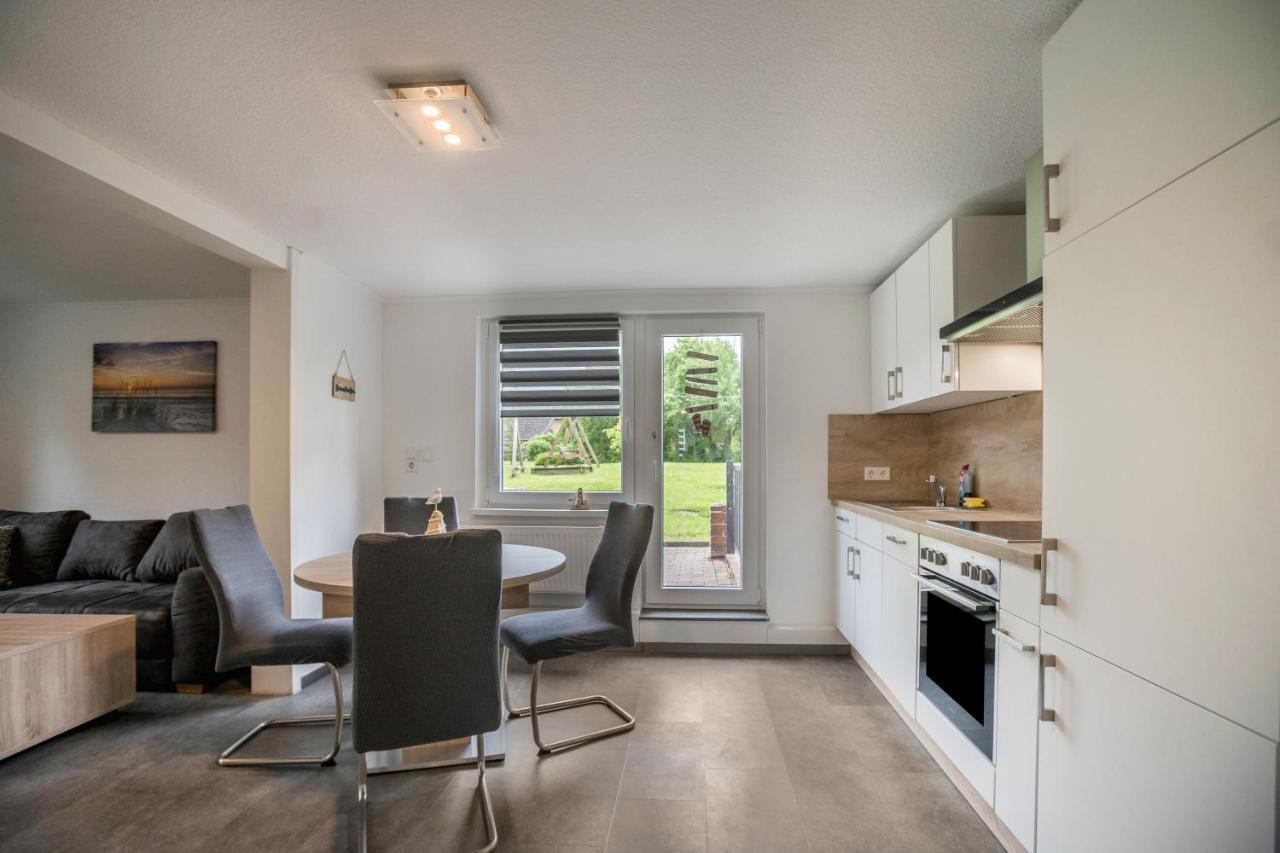 Ferienwohnung 9 Und 40 Thunum Экстерьер фото