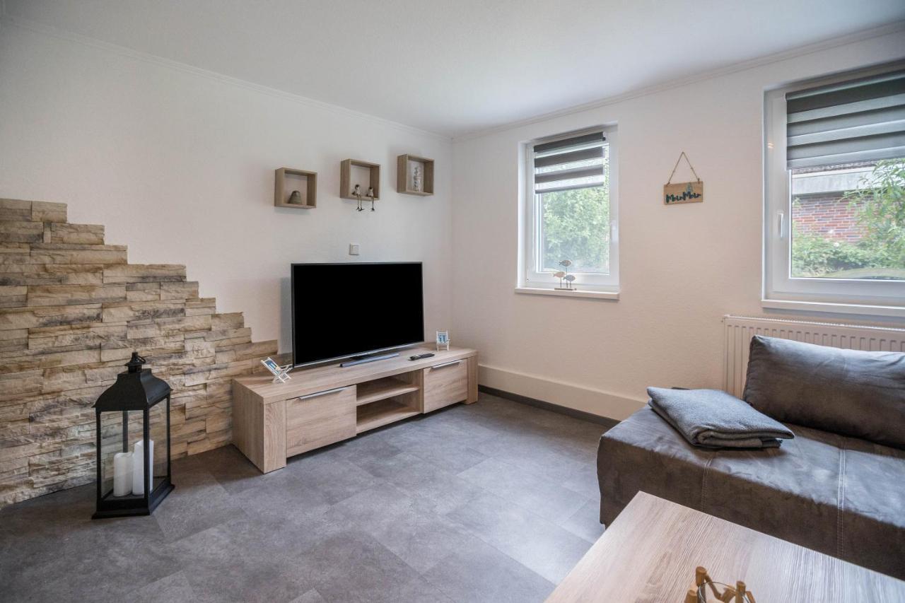 Ferienwohnung 9 Und 40 Thunum Экстерьер фото