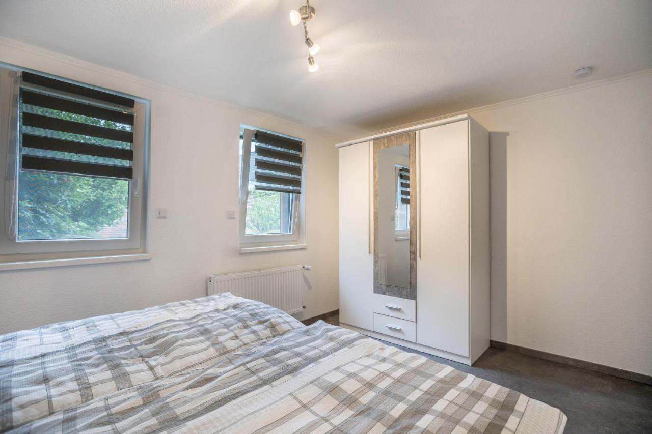Ferienwohnung 9 Und 40 Thunum Экстерьер фото